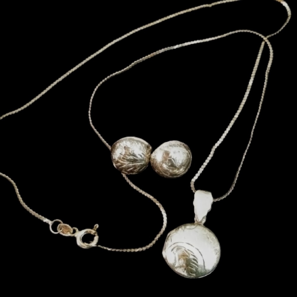 925 Silver Stamped Locket/Earrings Set 🎉2X Host Pick🎉 - Picture 7 of 13